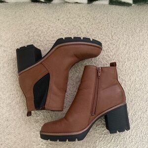 Naturalizer Brown Ankle Booties